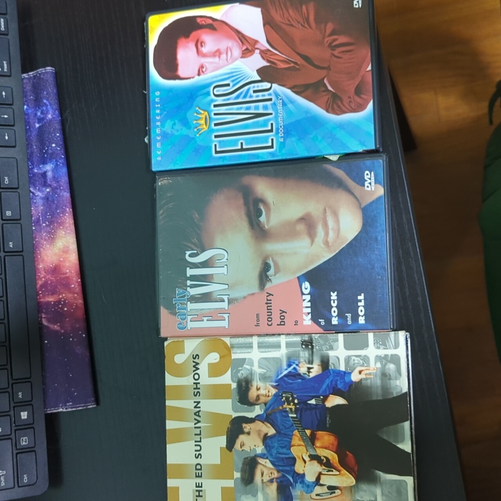 Elvis DVDS